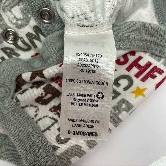 Disney Onesie Dwarf Names Snow White & the Seven Dwarfs Infant/Baby Size 0-3 mo. - Picture 6 of 7